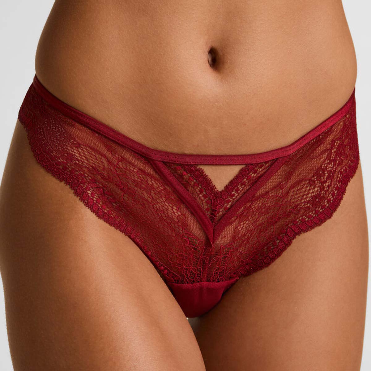 Hunkemöller Isabelle g-streng, rød - 303353 - Tibetan Red - Tibetan Red