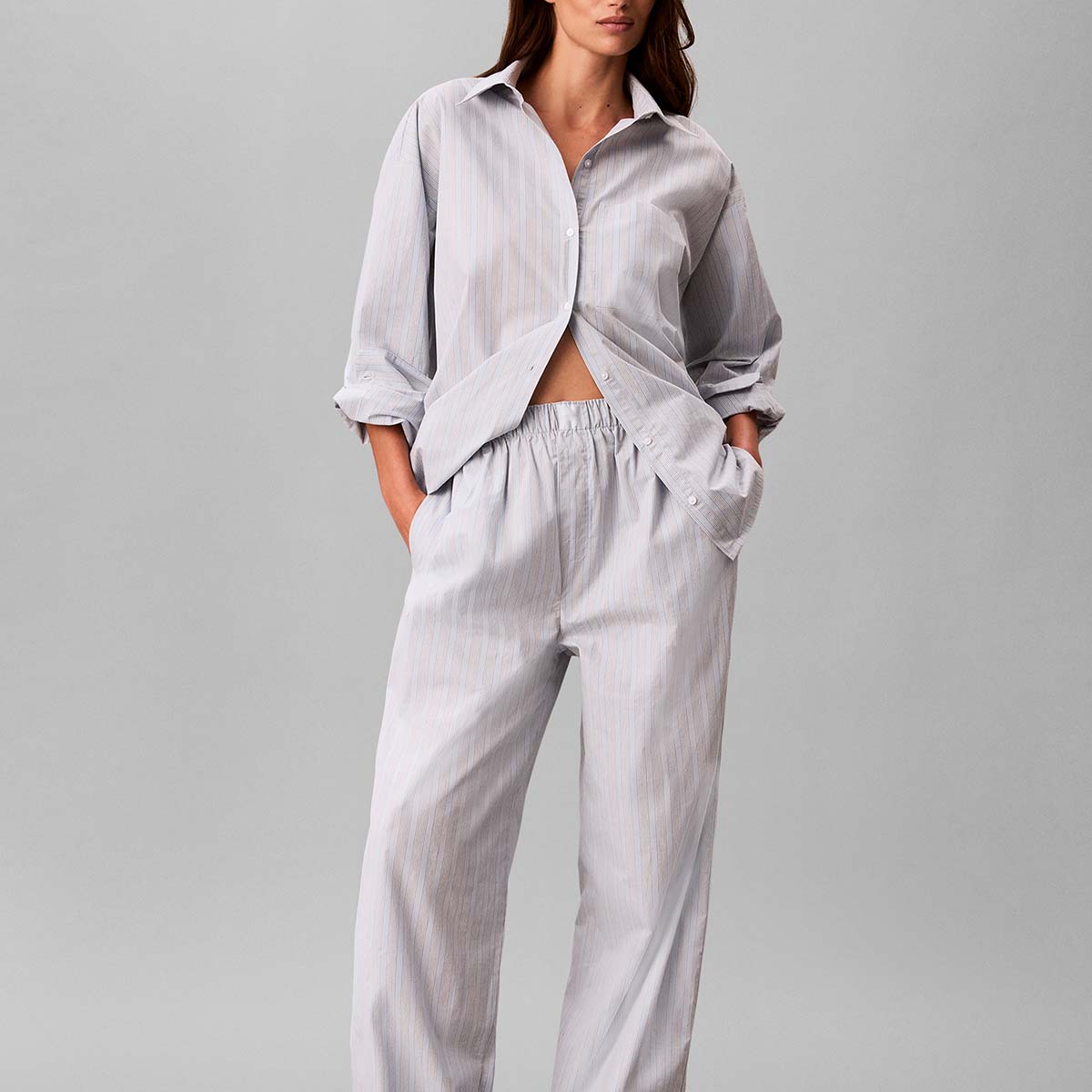 Calvin Klein natbukser, lyseblå - LV00QS7597 - 4I8 - Bespoke Stripe + Plein Air