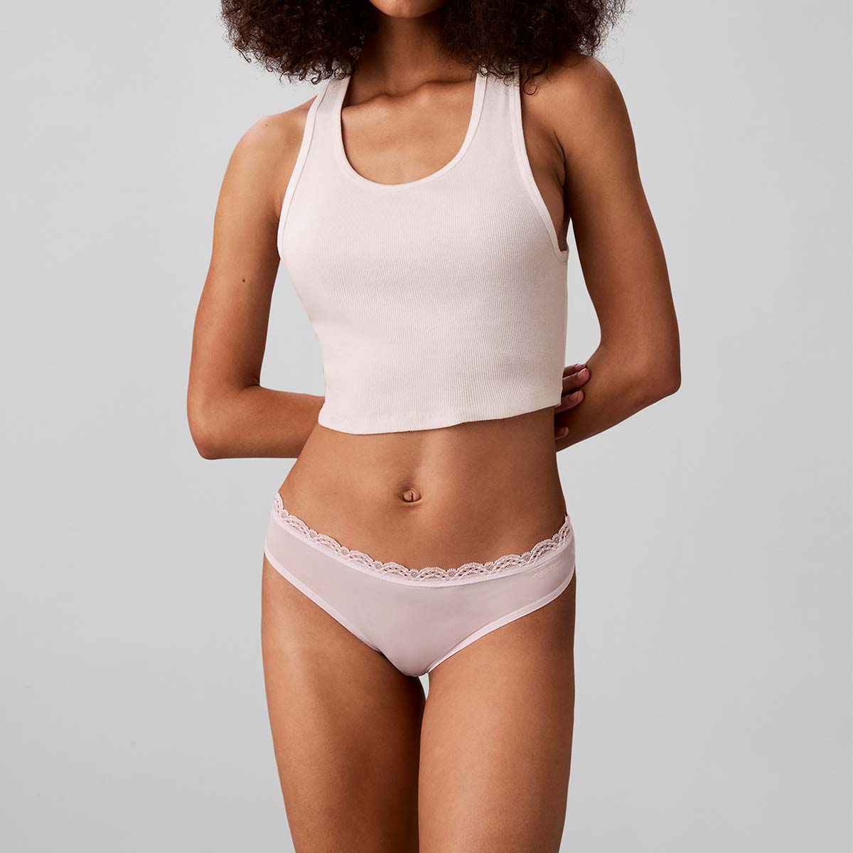 Calvin Klein Microfiber Stretch 3-pak g-streng, multi - LV00QD5300 - I0O - Iron/ Crystal Blush/ Dusty Orchid