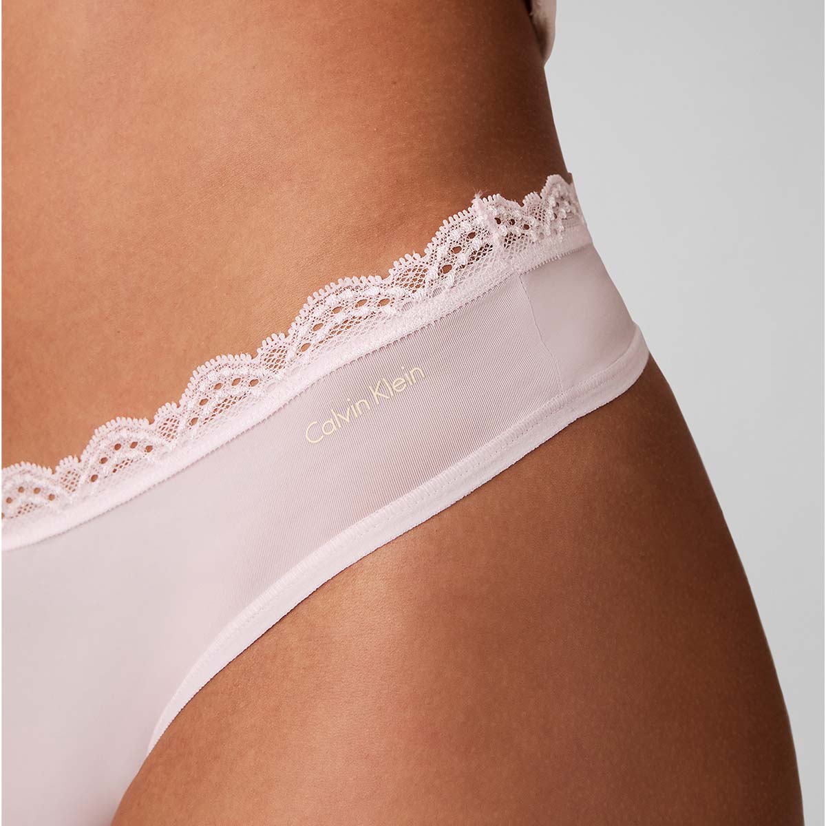Calvin Klein Microfiber Stretch 3-pak g-streng, multi - LV00QD5300 - I0O - Iron/ Crystal Blush/ Dusty Orchid