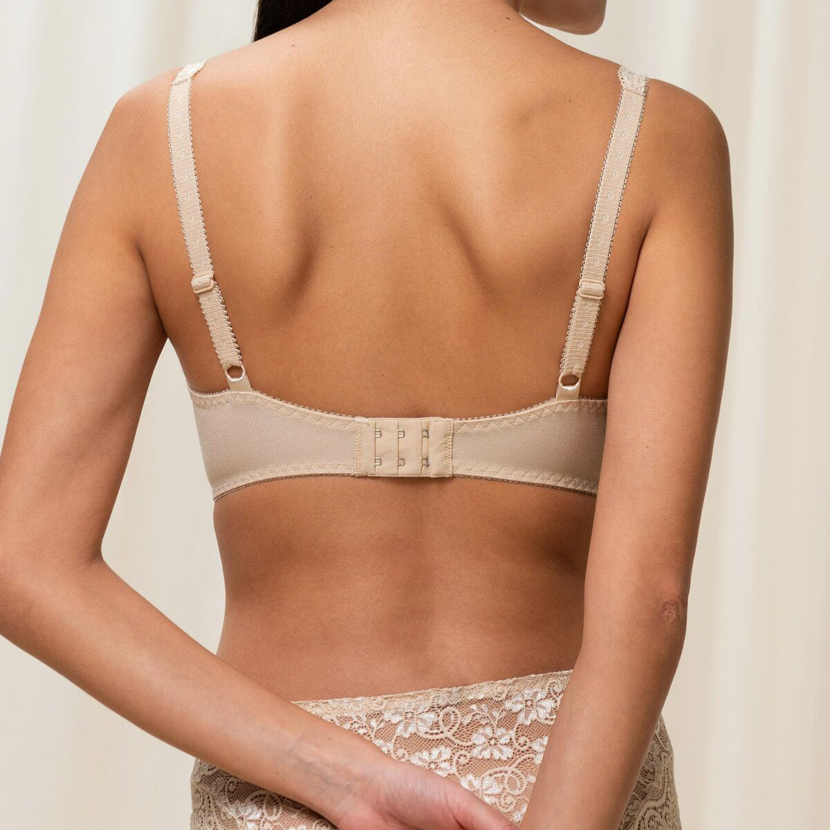 Triumph Amourette 300 WHP - Nude - 10166798-0026