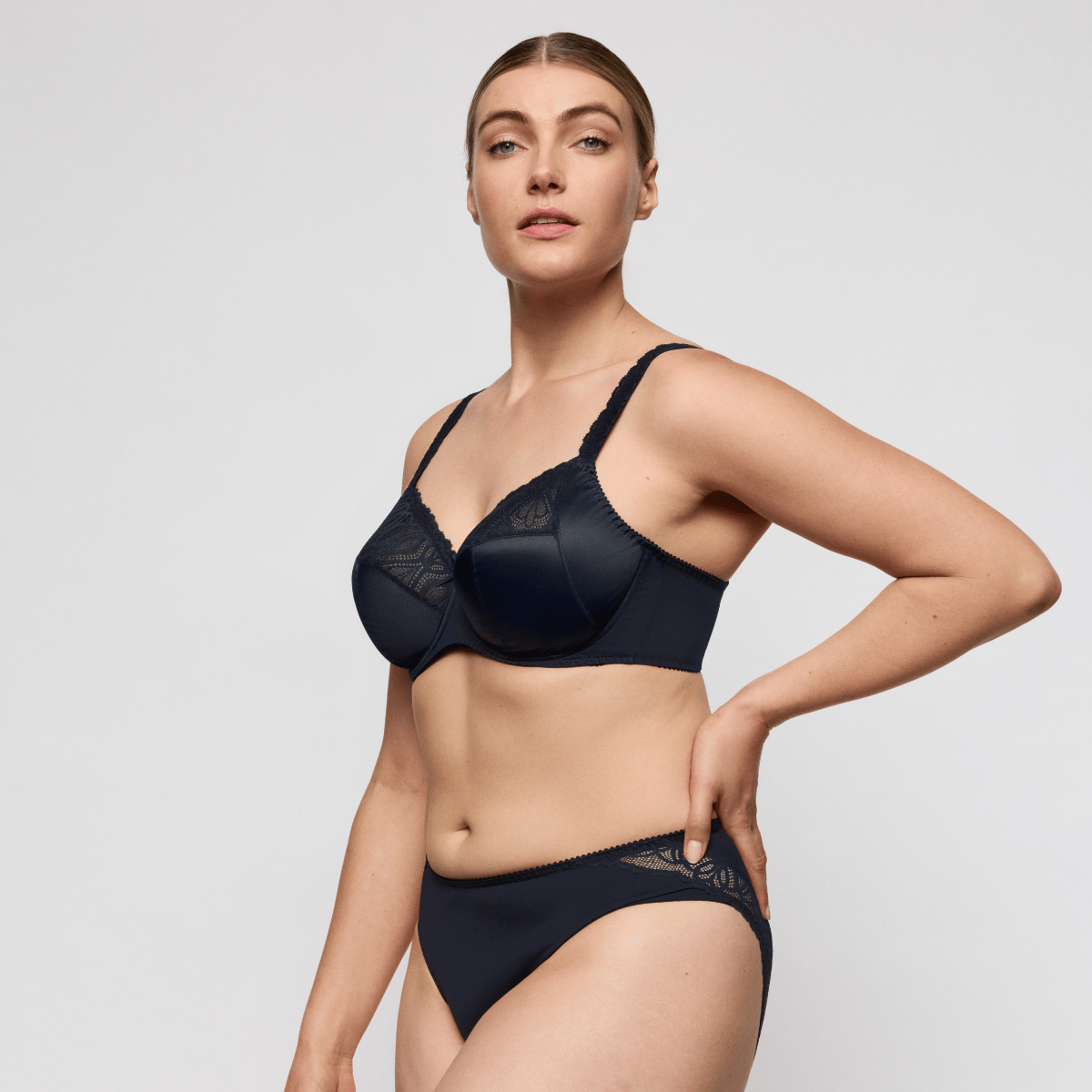 PrimaDonna Salerno BH med bøjle, blå - 0163530-35 - MID - Midnight Blue