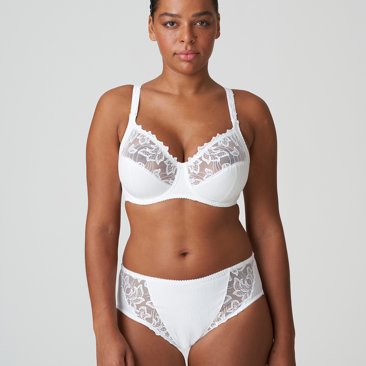 PrimaDonna Deauville BH med bøjle, hvid - 0161810-11/15 - WIT - White