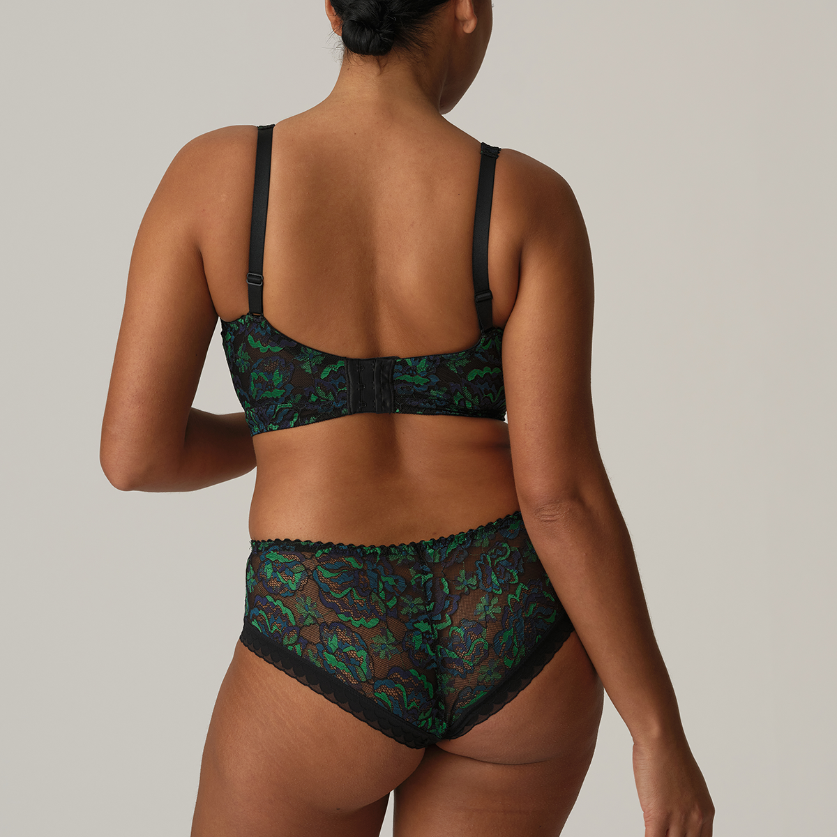 PrimaDonna San Angel - Peacock Feather - 0663491-PFE