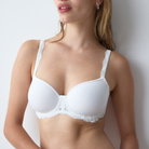 Triumph Amourette Charm WP BH med bøjle, hvid - 10179990 - 0003 - White