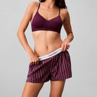 Calvin Klein shorts, lilla - LV00QS7596 - 4I7 - Bespoke Stripe+Dark Purple