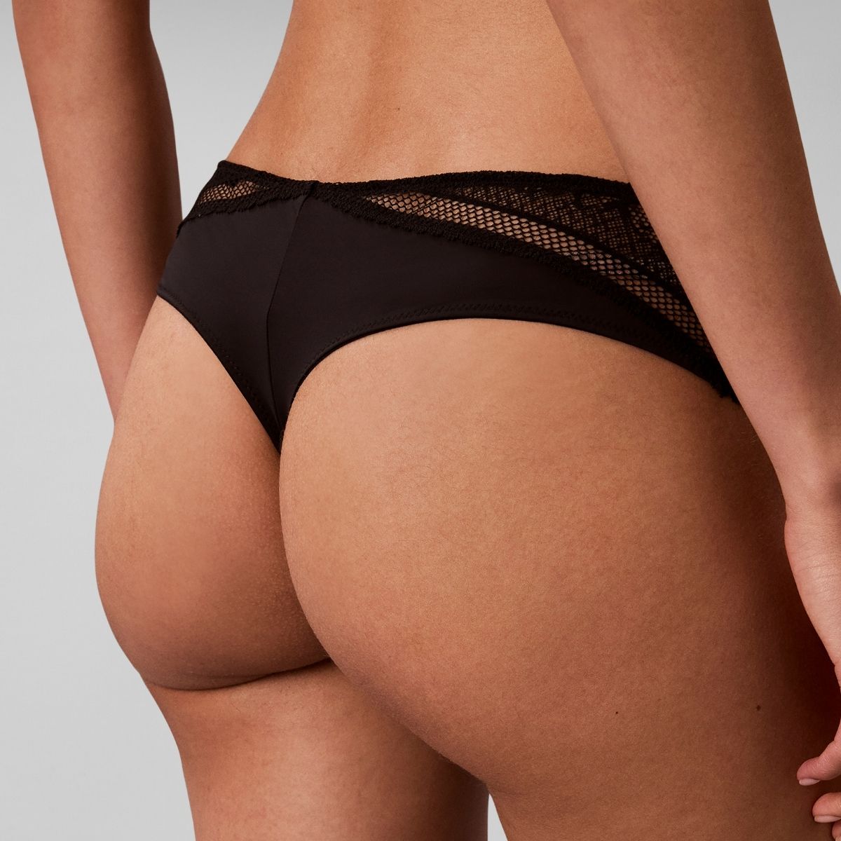 Calvin Klein Eternal g-streng, sort - LV00QF8959 - UB1 - Black
